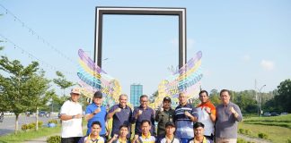 Tiga Atlet Sepaktakraw Batam Bersama Dua Official Berangkat ke Pekanbaru ikuti Pekan Olahraga XI Sumatra 2023 Ketua Persatuan Sepak Takraw Indonesia (PSTI) Kota Batam, Jefridin, melepas atlet sepak takraw yang akan bertanding di Pekan Olahraga Wilayah (Porwil) XI Sumatera 2023, Jumat (3/11) f,Pemko Batam