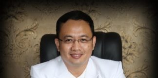 RSUD Raja Ahmad Tabib Kepri Gandeng SPI untuk Pengelolaan Parkir yang Lebih Profesional Direktur RSUD RAT, Dr. dr. H.A. Yusmanedi, MMRS, Sp.EM. mengatakan RSUP telah berkerjasama dengan perusahaan Secure Parking Indonesia meningkatkan pelayanan RSUD dengan cara yang efisien dan terorganisir, terutama dalam hal parkir, Senin (20/11) f,diskominfo Kepri.