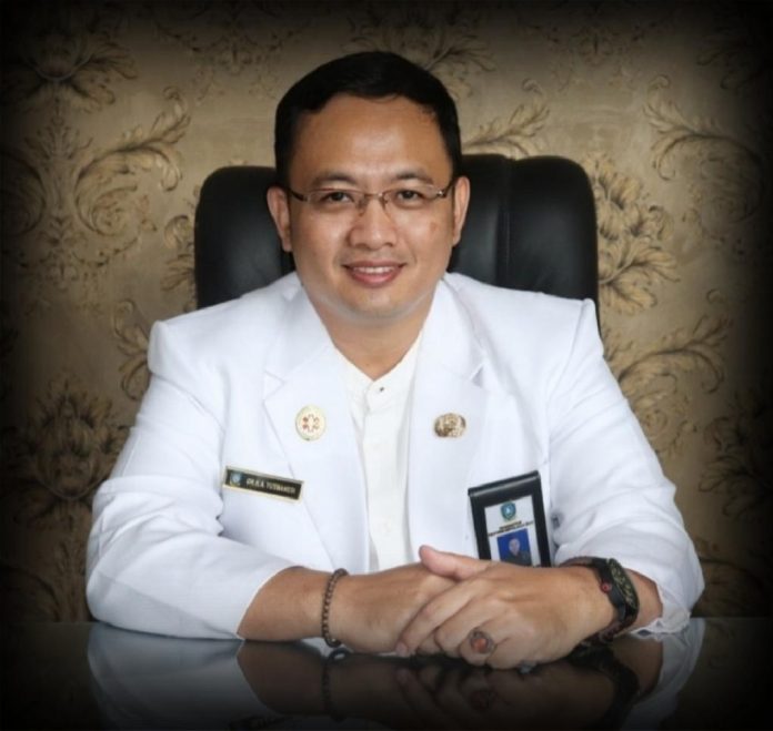 Direktur RSUD RAT, Dr. dr. H.A. Yusmanedi, MMRS, Sp.EM. mengatakan RSUP telah berkerjasama dengan perusahaan Secure Parking Indonesia meningkatkan pelayanan RSUD dengan cara yang efisien dan terorganisir, terutama dalam hal parkir, Senin (20/11) f,diskominfo Kepri.