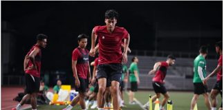 Indonesia Berupaya Raih Kemenangan Atas Filipina di Kualifikasi Piala Dunia 2026 Zona Asia Menjelang laga melawan Filipina, tim Senior Indonesia terus melakukan persiapan matang, termasuk latihan resmi di Stadion Rizal Memorial, Senin (20/11). f,pssi