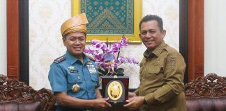 Pangkogabwilhan I Laksdya TNI Agus Hariadi Tegaskan Siap Kolaborasi Wujudkan Visi Misi Pemprov Kepri Gubernur Kepulauan Riau Ansar Ahmad bersilaturahmi dengan Panglima Komando Gabungan Wilayah Pertahanan (Pangkogabwilhan) I, Laksamana Madya TNI Agus Hariadi di Gedung Daerah Provinsi Kepri, Senin (27/11) f, diskominfo Kepri