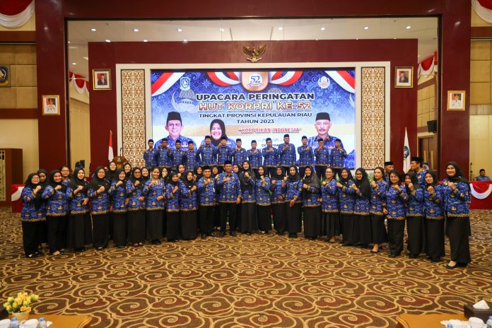 Peringatan Hari Ulang Tahun (HUT) ke-52 Korps Pegawai Republik Indonesia (KORPRI) Tingkat Provinsi Kepulauan Riau (Kepri) digelar di Aula Wan Seri Beni, Dompak, Tanjungpinang, Rabu (29/11) f,diskominfo Kepri
