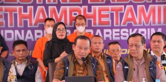 Tidak Sampai Satu Bulan, 3.410 Tersangka Narkoba Telah Ditangkap Kasatgas Penanggulangan Penyalahgunaan dan Peredaran Gelap Narkoba Irjen Asep Edi Suheri mengungkapkan, Satgas Penanggulangan Penyalahgunaan dan Peredaran Gelap Narkoba merilis telah menangkap 3.410 tersangka kasus dugaan penyalahgunaan narkotika sejak 18 Oktober hingga 14 November 2023 f,Humas Polri