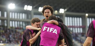 Prancis Bertemu Jerman di Final Piala Dunia U-17 2023, Misi Balas Dendam Prancis di Piala Eropa U-17 Pemain Prancis merayakan kemenangan setelah berhasil mengalahkan Argentina di partai semifinal FIFA World Cup U-17 2023 yang berlangsung seru dan menegangkan di Stadion Manahan, Surakarta, Jateng, Selasa (28/11). Jerman dan Prancis berhasil melaju ke babak final. f,pssi