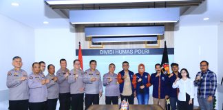 Kadiv Humas “Kolaborasi denggan Media Harus Terus Digaungkan” Kadiv Humas Polri saat menerima audiensi dari media online, Selasa (12/12) f,humas Polri