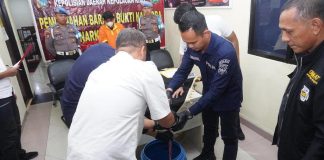 Ditresnarkoba Polda Kepri Musnahkan 90 Gram Sabu Ditresnarkoba Polda Kepri melakukan pemusnahan barang bukti narkotika jenis sabu, Rabu (6/12) f, Polda Kepri