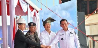 Menteri Kelautan dan Perikanan Luncurkan 2 Kapal Pengawas Berkecepatan Tinggi Menteri Kelautan dan Perikanan, Sakti Wahyu Trenggono resmikan dan luncurkan dua unit Kapal Pengawas Kelautan dan Perikanan Direktorat Jenderal Pengawasan Sumber Daya Kelautan dan Perikanan (Ditjen PSDKP) di Galangan PT. Palindo Marine, Batam, Kepulauan Riau, Kamis (28/12) f,diskominfo Kepri