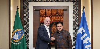 Puji Indonesia Penyelenggara Piala Dunia U-17, FIFA Sebut Punya Pelayanan Kelas Dunia Presiden FIFA Gianni Infantino memuji Indonesia yang dinilai sukses menjadi tuan rumah Piala Dunia U-17. Piala Dunia U-17 yang resmi berakhir pada Sabtu (2/12) pun dipandang FIFA sangat baik di segala sektor. f,pssi