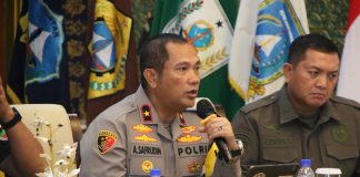 3.747 Personel Polda Kepri Disiapkan Amankan Pemungutan Suara Wakapolda Kepri Brigjen. Pol. Asep Safrudin, menghadiri kegiatan rapat Koordinasi Forum Koordinasi Pimpinan Daerah (FORKOPIMDA) persiapan Pemilu Serentak 2024, Senin (29/1) f,Polda Kepri