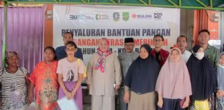 Pemko Batam Salurkan Bantuan Cadangan Beras Pemerintah untuk 714 Keluarga Penerima Manfaat di Kelurahan Duriangkang Pemerintah Kota Batam menyalurkan Bantuan Cadangan Beras Pemerintah (CBP) Kota Batam Tahap I Tahun 2024 kepada 714 Keluarga Penerima Manfaat (KPM) Kelurahan Duriangkang, Kecamatan Sungai beduk, di KCP Tanjung piayu, Jumat (2/2) f,Pemko Batam