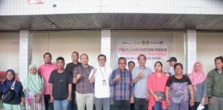 Pemko Batam Salurkan Beras CBP Tahap Pertama untuk 1.267 Keluarga Penerima Manfaat Pemerintah Kota Batam kembali menyalurkan Beras dari Kantor Pos Cabang Utama Batam, di KCU Batam Centre, pada Sabtu (3/2) f,Pemko Batam