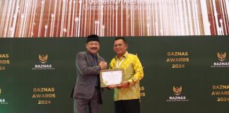 Gubernur Ansar Terima Anugerah Baznas Award 2024 Gubernur Provinsi Kepulauan Riau H. Ansar Ahmad menerima Anugerah Baznas Award 2024 dari Badan Amil Zakat Nasional (Baznas) Republik Indonesia di Hotel Bidakara Jakarta, Kamis (24/2) f,diskominfo Kepri