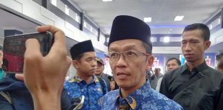 Pemko Tanjungpinang Tanggung BPJS Kesehatan 4.459 Petugas KPPS di Tanjungpinang Selama Satu Tahun Pj Wali kota Tanjungpinang, Hasan mengatakan Pemko Tanjungpinang memberikan jaminan kesehatan kepada Kelompok Penyelenggara Pemungutan Suara (KPPS) melalui BPJS Kesehatan f,Pemko Tanjungpinang