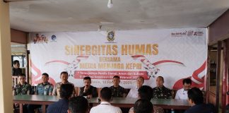 Kadiskominfo Kepri Hasan Minta Pemberitaan Media Sukseskan Pemilu Kadis Kominfo Kepri, Hasan bersama Humas TNI/Polri, KPU, Bawaslu menggelar diskusi dalam sinergitas humas bersama media di rumah makan Sarbana kilometer 6, Tanjungpinang, Senin (12/2) f, BI