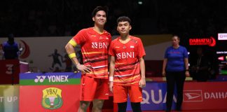 Leo/Daniel Juara Bertahan Ganda Putra Thailand Masters Berhenti di 16 Besar Pemain ganda putra Indonesia, Leo Rolly Carnando/Daniel Marthin tumbang di tangan ganda putra Thailand dalam kejuaraan Thailand Masters 2024. f,pssi