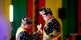 Tambahan Gelar Kehormatan Bagi Wakapolri: Datok Seri Sakti Bhayangkara Utama Wakapolri Komisaris Jenderal Polisi Drs. Agus Andrianto, S.H., M.H., dianugerahkan gelar Datok Seri Sakti Bhayangkara Utama oleh Perhimpunan Agung Zuriat dan Kerabat Kesultanan Riau-Lingga f,Polda Kepri