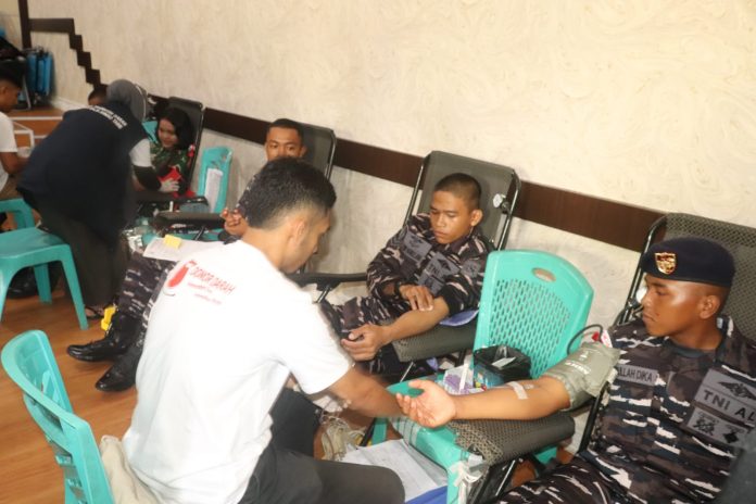 Komando Distrik Militer (Kodim) 0315/Tanjungpinang menggelar kegiatan Bhakti Sosial berupa kegiatan donor darah, Jumat (01/3/2024) f,pendim 0315