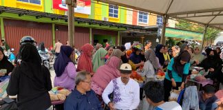 Pasar Murah di Jalan Bandara Diserbu Warga Tanjungpinang Pemko dan Pemprov Kepri menggelar pasar murah di Jalan Bandara, Sabtu (2/3) f,diskominfo Kepri