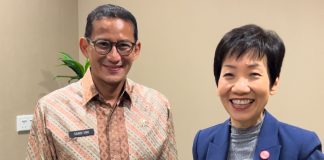 Indonesia Dekati dan Ajak Singapura Untuk Hadirkan Konser Musisi Kelas Dunia di Indonesia Pariwisata dan Ekonomi Kreatif/Kepala Badan Pariwisata dan Ekonomi Kreatif (Menparekraf/Kaparekraf) Sandiaga Salahuddin Uno menemui Pejabat Menteri Perdagangan Singapura, Jumat (8/3/2024) f,kemenparekraf