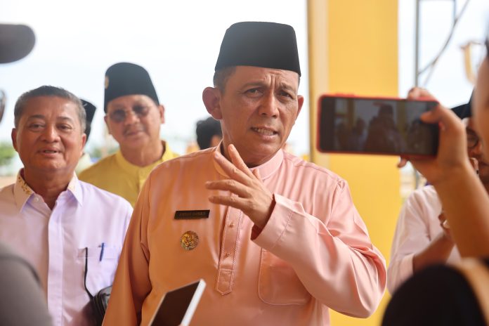 Gubernur Kepri Ansar Ahmad mengajak jajaran Pengurus LAM Kepri untuk meninjau lokasi pembangunan Gedung LAM Kepri yang jaraknya tak jauh dari Kantor Sekretariat LAM Kepri saat ini, Rabu (24/4) f,diskominfo Kepri