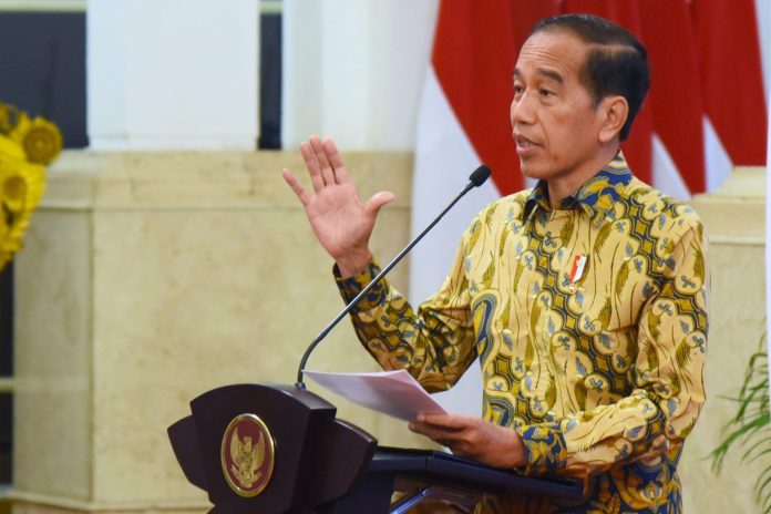 Presiden Jokowi memberikan sambutan pada Peresmian Pembukaan Rapat Koordinasi Nasional Pengawasan Intern Pemerintah Tahun 2024, di Istana Negara, Jakarta, Rabu, (22/05/2029). (Foto: Humas Setkab/RAH)