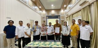 Pemko dan Bank Bukopin Lakukan Kerjasama Fuel Card Solar Subsidi Dinas Perdagangan dan Perindustrian (Disdagin) bersama Dinas Perhubungan (Dishub) serta PT. Bank Bukopin TBK Cabang Tanjungpinang lakukan penandatanganan kerjasama fuel card solar subsidi Rabu (22/5), f,Pemko Tanjungpinang
