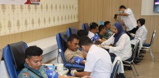 Polresta Tanjungpinang Gelar Kegiatan Donor Darah Sambut HUT Bhayangkara Ke 78 Polresta Tanjungpinang menggelar kegiatan donor darah di Rupatama, Polresta Tanjungpinang, Rabu (19/06/2024) f,Polresta Tanjungpinang