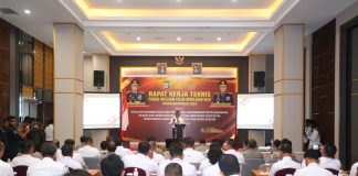 Kapolda Berikan Tujuh Poin Penting Kepada Jajaran Intelkam Polda Kepulauan Riau (Kepri) mengadakan kegiatan Rapat Kerja Teknis (Rakernis) Fungsi Intelkam Tahun Anggaran 2024 di Hotel Asialink Batam, Rabu (12/6/2024) f, Polda Kepri