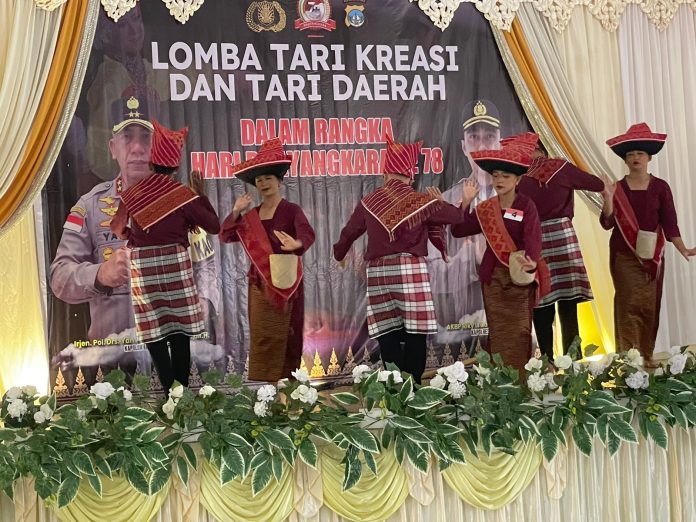 Polres Bintan Polda Kepulauan Riau menggelar perlombaan tari kreasi di Gedung Nasional Tanjung Uban, Kamis (20/6/24) f, Polres Bintan