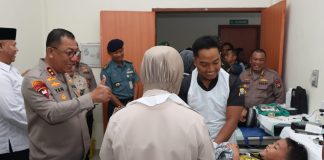 Polda Kepri Gelar Bakti Kesehatan Bersama Masyarakat Biddokkes Polda Kepulauan Riau bersama RS Bhayangkara Batam dan jajaran Polda Kepri menyelenggarakan serangkaian kegiatan Bakti Kesehatan (Baktikes) yang memberikan berbagai layanan kesehatan bagi masyarakat di Rumah Sakit Bhayangkara Polda Kepulauan Riau. Rabu (26/6/2024) f, Polda Kepri