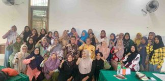 60 Perempuan Penopang Ekonomi Keluarga di Tanjungpinang Sukses Ikuti Pelatihan Kuliner Dasar Sebanyak 60 perempuan terdiri dari perempuan kepala keluarga, penopang ekonomi keluarga, penyintas kekerasan dalam rumah tangga (KDRT), serta perempuan berpotensi mengikuti pelatihan kuliner dasar di Rumah Perempuan Mandiri Raja Hamidah, Jalan Sumatera, Tanjungpinang, mulai dari 27 Mei hingga 27 Juni f, Pemko Tanjungpinang