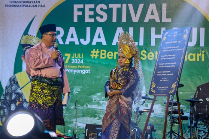 Asisten 1 Bidang Pemerintahan dan Kesra Provinsi Kepulauan Riau, T.S Arif Fadillah mewakili Gubernur Kepulauan Riau H. Ansar Ahmad secara resmi membuka kegiatan ini, Jumat (5/7) f, Diskominfo Kepri