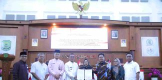 Pemko Tanjungpinang Sampaikan Rancangan KUA PPAS Ke DPRD Tanjungpinang, Berikut Penjelasannya Rapat paripurna penyampaian KUA PPAS oleh Penjabat (Pj) Wali Kota Tanjungpinang Andri Rizal digelar di ruangan rapat paripurna utama, Jumat (12/7/2024) ,Pemko Tanjungpinang