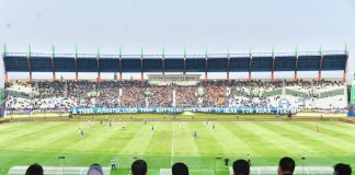 Saksikan Laga Perdana Turnamen Piala Presiden, Presiden Jokowi Sebut Kompetisi Yang Banyak Tambah Kualitas dan Kemampuan Presiden Jokowi didampingi Ibu Iriana Joko Widodo menyaksikan laga perdana pembukaan turnamen sepak bola Piala Presiden 2024 di Stadion Si Jalak Harupat, Kabupaten Bandung, Provinsi Jawa Barat, Jumat (19/07/2024). (Foto: BPMI Setpres/Vico)