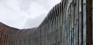 Presiden Berikan Arahan Untuk Seluruh Kepala Daerah, Berikut Arahannya Untuk Provinsi Kepri Presiden RI Joko Widodo di Istana Negara bersalaman dengan Gubernur Kepri, Ansar Ahmad di Ibu Kota Nusantara (IKN), Provinsi Kalimantan Timur pada Selasa, (13/8). F,diskominfo Kepri