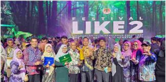 RW 06 Kelurahan Bukit Cermin, Tanjungpinang Barat Kampung Iklim Pertama Di Kepri Raih Tropy Proklim Lestari 2024 RW 06 Kelurahan Bukit Cermin, Kecamatan Tanjungpinang Barat, Kota Tanjungpinang, mencatatkan sejarah sebagai kampung iklim pertama di Provinsi Kepulauan Riau yang meraih Tropy Proklim Lestari 2024