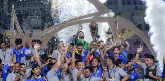 Arema FC Juara Piala Presiden 2024 Arema FC sukses meraih juara Piala Presiden 2024. Kepastian ini seusai Singo Edan julukan Arema FC mengalahkan Borneo FC lewat adu penalti dengan skor 4-3 (1-1) pada final yang berlangsung di Stadion Manahan, Solo, Minggu (4/8). f,pssi