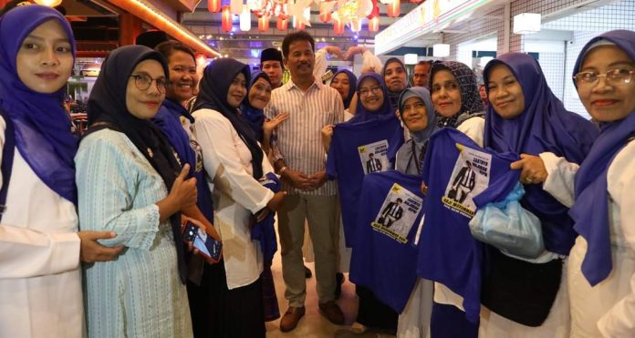 Banjir dukungan masyarakat Batu Aji mencerminkan harapan masyarakat Kepri yang menginginkan perubahan signifikan di bawah kepemimpinan pasangan dengan tagline 'Saatnya Kepri Lebih Maju' untuk periode 2024-2029. f,kiriman untuk BI