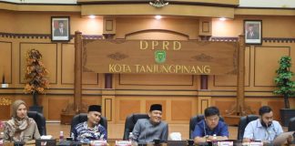 DPRD Tanjungpinang Bentuk Fraksi dan Panja Tatib: Langkah Penting Menuju Legislasi Terstruktur DPRD Kota Tanjungpinang menggelar rapat paripurna yang menentukan arah awal perjalanan legislatif periode lima tahun mendatang, Selasa (17/09/2024). f,dok DPRD Tanjungpinang