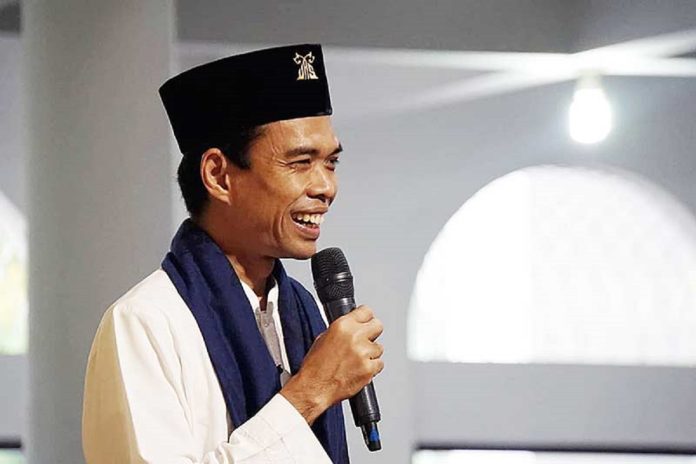 Masjid Agung Batam Center yang baru selesai direvitalisasi siap diresmikan oleh Wali Kota Batam, HM Rudi, Minggu (15/9/2024). Melalui unggahan di media sosialnya, UAS mengucapkan selamat atas pencapaian ini dan berharap HM Rudi selalu diberi keberkahan dalam memimpin. f,dok