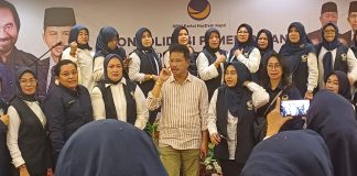 Surya Paloh Instruksikan Kader NasDem Menangkan Pasangan Rudi-Rafiq di Pilkada Kepri 2024 Ketua Dewan Pimpinan Wilayah (DPW) NasDem Kepri, H Muhammad Rudi, dalam acara konsolidasi yang digelar di Hotel Harmoni One, Batamcentre, Minggu (8/9/2024) f,BI