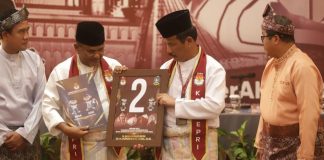 Sudah Akrab Disapa “2R”, Rudi-Rafiq Dapat Nomor Urut 2 Calon Gubernur dan Wakil Gubernur H Muhammad Rudi dan H Aunur Rafiq ditetapkannya sebagai nomor urut dua dalam penetapan nomor urut dalam Pilkada Kepulauan Riau (Kepri) 202. f,dok Rudi-Rafiq