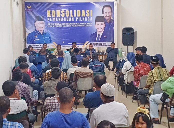 Ketua Dewan Pimpinan Wilayah (DPW) Partai Nasional Demokrat (Nasdem) Kepulauan Riau (Kepri) H Muhammad Rudi (HMR) menggelar pertemuan strategis bersama Dewan Pimpinan Daerah (DPD) Nasdem Kabupaten Lingga pada Senin (16/9/2024). f,dok HMR