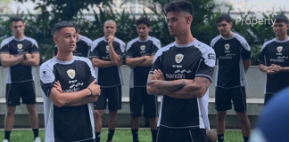 Naturalisasi Mees Hilgers dan Eliano Reijnders Disahkan, Timnas Indonesia Bersiap Tambah Kekuatan Rapat Paripurna DPR RI yang digelar Kamis (19/9) resmi mengesahkan permohonan naturalisasi dua pemain keturunan, Mees Hilgers dan Eliano Reijnders, yang kini tinggal selangkah lagi menjadi Warga Negara Indonesia (WNI). f,pssi