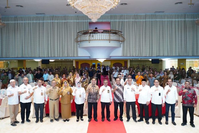 Dalam upaya meminimalisir potensi korupsi khususnya pada proses pengadaan barang dan jasa, Pemerintah Kota Batam melalui Inspektorat Daerah menyelenggarakan Workshop Pencegahan Korupsi Bidang Pengadaan Barang dan Jasa. f,Pemko Batam