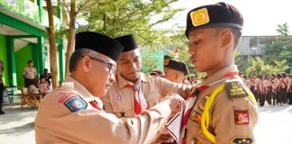 Kwarran Sekupang Gelar Lomba Ketangkasan Baris Berbaris se-Kota Batam, 33 Ribu Peserta Didik Antusias Ikuti Kegiatan Kwartir Ranting (Kwarran) Sekupang menggelar Lomba Ketangkasan Baris Berbaris (LKBB) tingkat Kota Batam tahun 2024, dengan partisipasi sekitar 33 ribu peserta didik dari seluruh Kota Batam. F,Pemko Batam