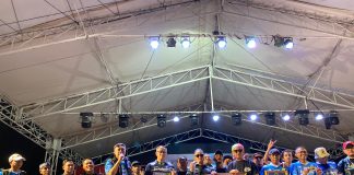 Viking Batam Rapatkan Barisan Menangkan Rudi-Rafiq pada Pilkada Kepri 2024 Komunitas Viking Batam menyatakan siap bergerak dalam satu komando untuk memenangkan pasangan H. Muhammad Rudi dan Aunur Rafiq pada Pemilihan Kepala Daerah (Pilkada) Provinsi Kepulauan Riau (Kepri) 2024 mendatang. F,tim HMR