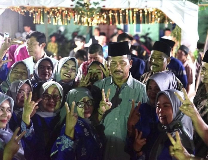Setiap hari, antusiasme dan harapan masyarakat terhadap calon Gubernur dan Wakil Gubernur Kepulauan Riau (Kepri) nomor urut 2, H Muhammad Rudi (HMR) dan H Aunur Rafiq, semakin menguat. F, dok tim Rudi-Rafiq
