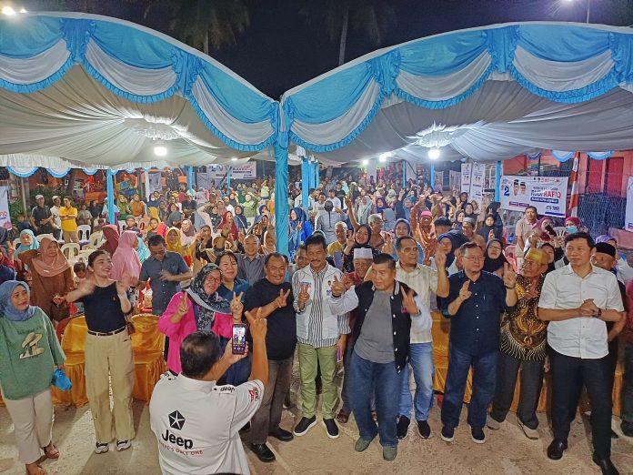 Kelurahan Batubesar, Kecamatan Nongsa, Kota Batam, menjadi saksi antusiasme masyarakat yang memadati acara Silaturahmi dan Kampanye Dialogis pasangan calon Gubernur dan Wakil Gubernur Kepulauan Riau (Kepri), H Muhammad Rudi (HMR) dan H Aunur Rafiq, Selasa (8/10/2024). F, dok tim Rudi-Rafiq