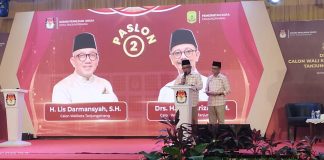 Ini Visi Misi Lis-Raja: Mewujudkan Tanjungpinang Menuju Perubahan Signifikan Pasangan calon Wali Kota dan Wakil Wali Kota Tanjungpinang, Lis Darmansyah dan Raja Ariza (Lis-Raja), dengan penuh keyakinan memaparkan visi misi serta program unggulan mereka dalam Debat Publik Pemilihan Wali Kota 2024 yang berlangsung di Hotel CK, Sabtu malam (19/10/2024). F, tim Lis-Raja